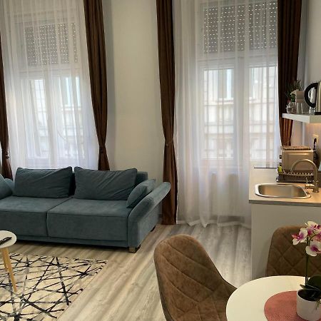 Eden City Home Gyor Ngoại thất bức ảnh