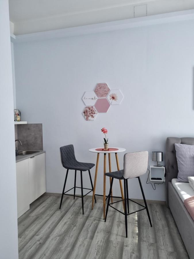 Eden City Home Gyor Ngoại thất bức ảnh