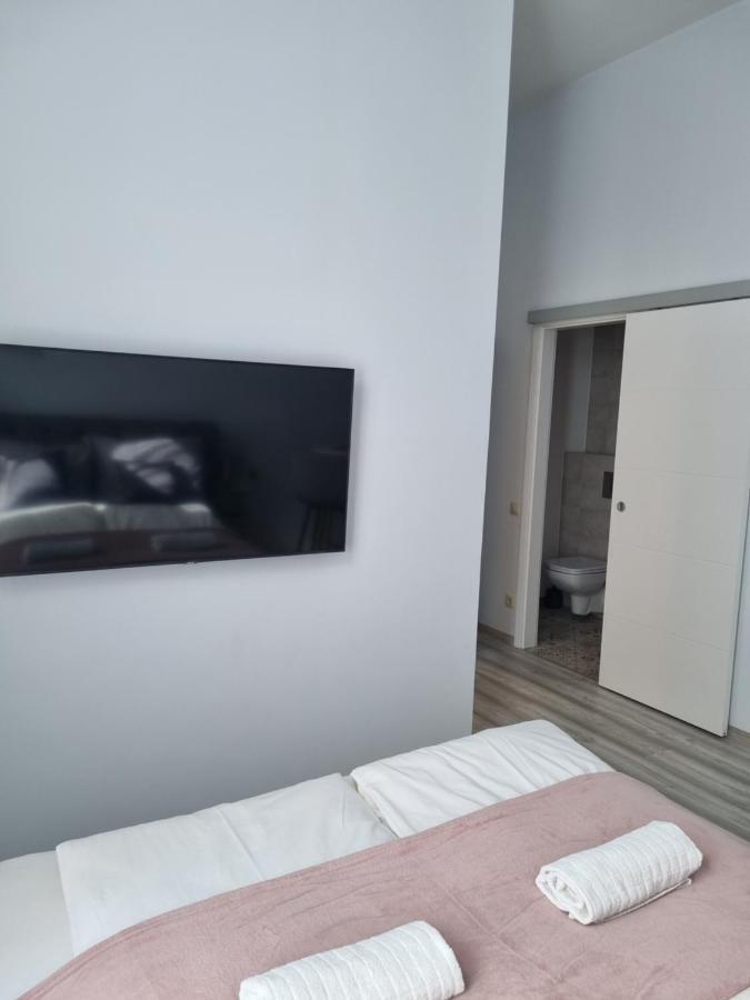 Eden City Home Gyor Ngoại thất bức ảnh