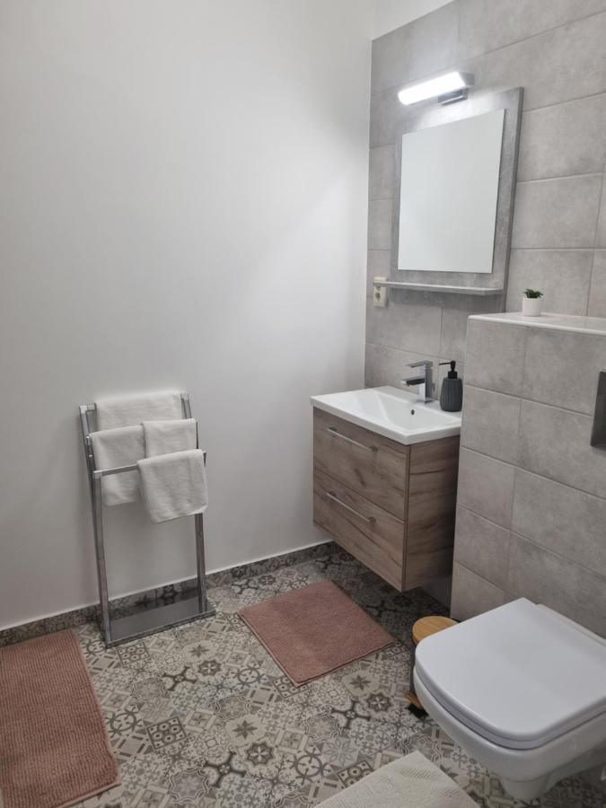 Eden City Home Gyor Ngoại thất bức ảnh